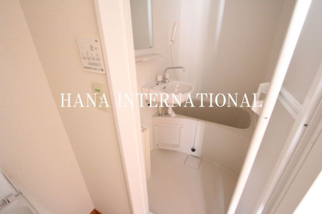 レオパレスＣＯＭＦＯＲＴの浴室