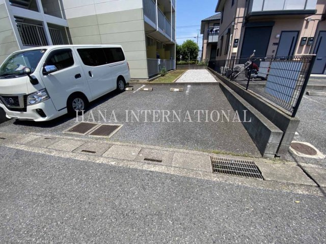 サンハイムⅢの駐車場