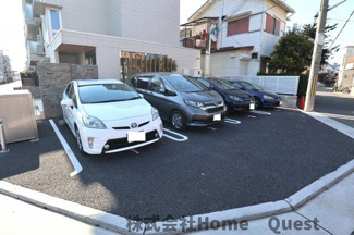 【駐車場】