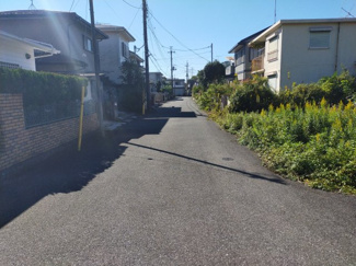 【前面道路含む現地写真】