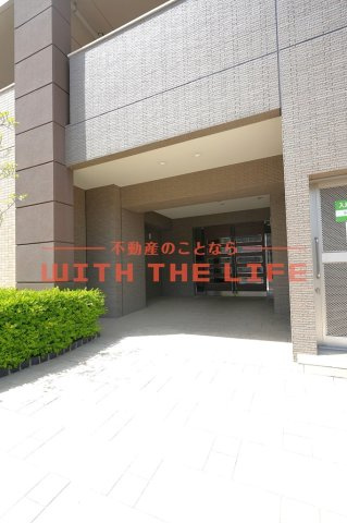 グランドウェルストーン【10，000円キャッシュバック対象物件】のエントランス|毎日通るエントランスはこのようになっています