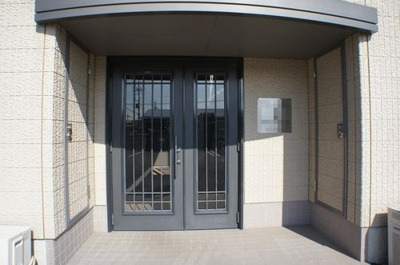 【エントランス】 | フォーシーズンⅡ