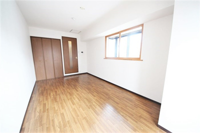 【洋室】 | アーバンコート福島