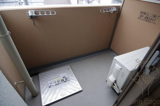 プレサンス梅田EASTのバルコニー