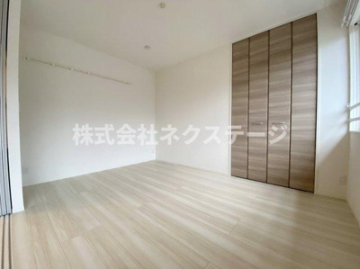 【寝室】 | クレセントC