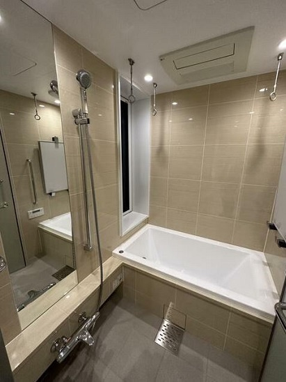 千代田区四番町の賃貸マンションの浴室