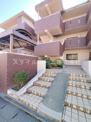 【エントランス】 | ロイヤルハイツ壱番館