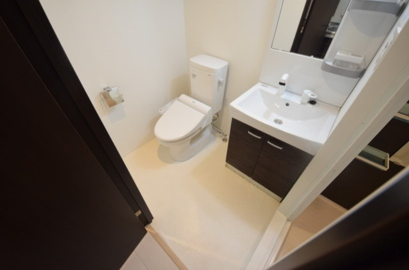 アイルイムーブル府中の洗面所