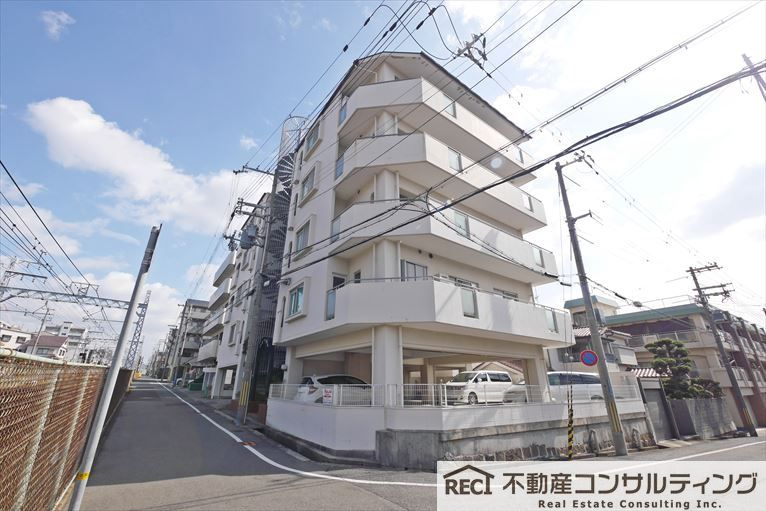 ワコーレ六甲の駐車場