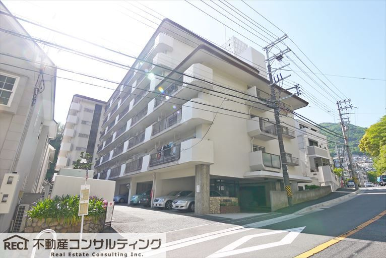 第二ハイツ六甲の外観