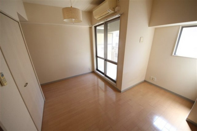 【洋室】 | ダイドーメゾン大阪本町EAST