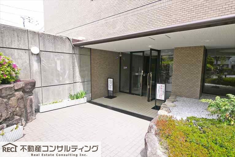 ハイネス東灘の周辺