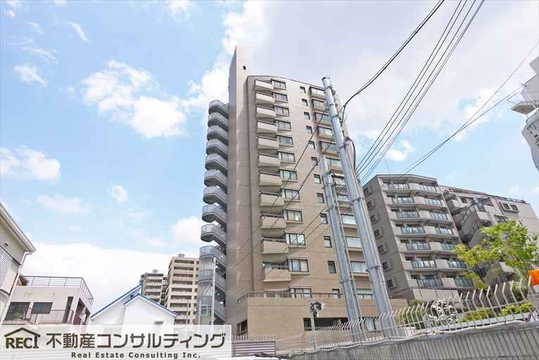 ハイネス東灘の外観