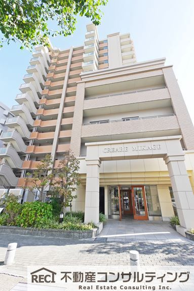 クレアーレ御影の外観