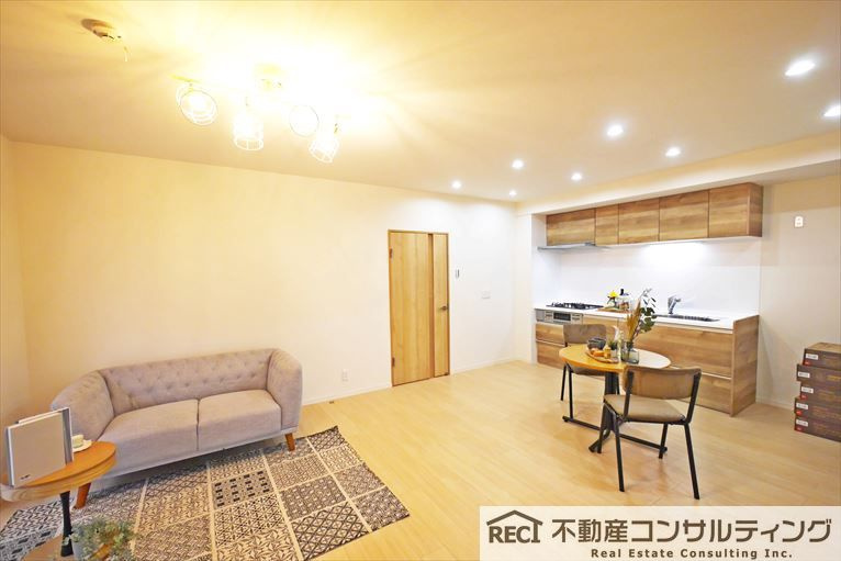 ◆◆ハイツ六甲◆◆の外観|南・西角部屋