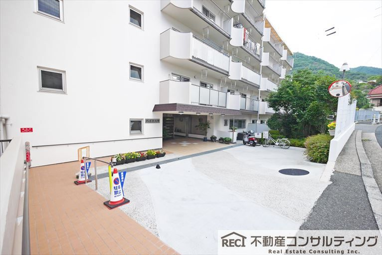 ◆◆ハイツ六甲◆◆のエントランス