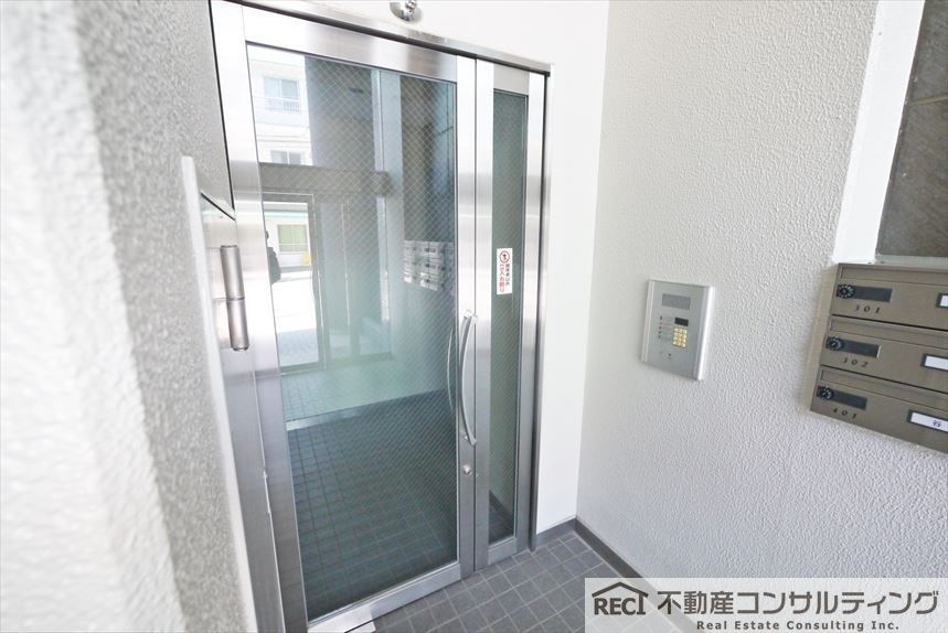 エクセーラ住吉のエントランス