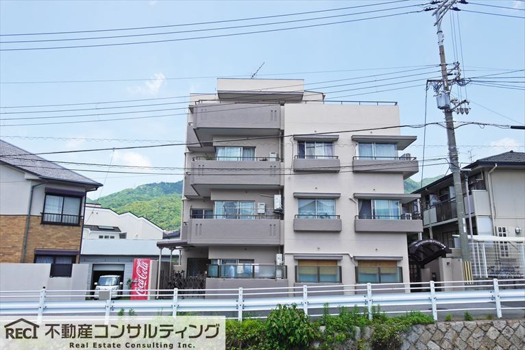 篠原リッチライフ弐番館の外観