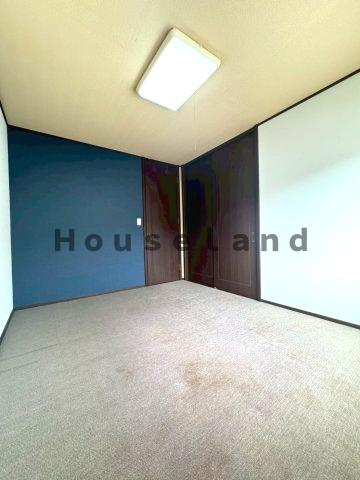 下三毛戸建の洋室