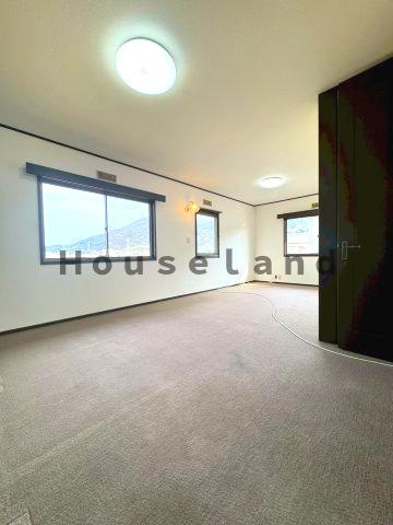 下三毛戸建の洋室