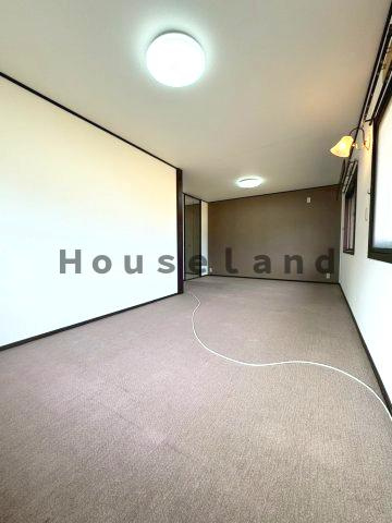 下三毛戸建の洋室