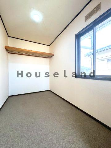 下三毛戸建の収納