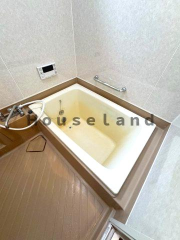 下三毛戸建の浴室