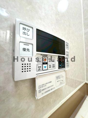 下三毛戸建の浴室