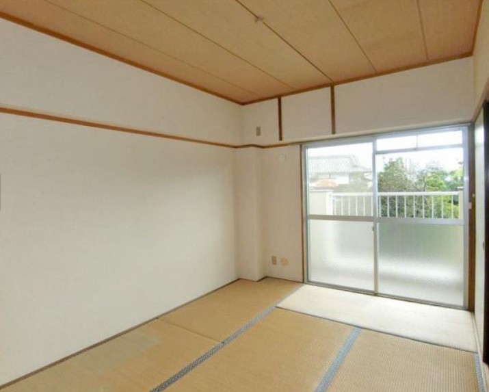 光風ハイツの和室|フローリングだけでなく、和室もあります