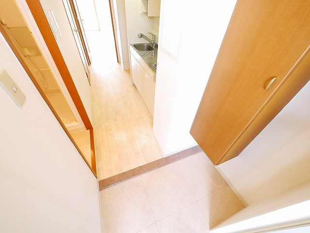 ヴァンセットモネの玄関|明るい玄関です