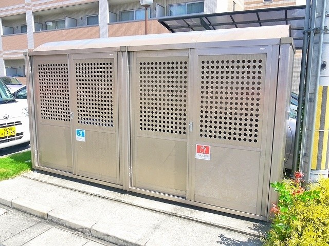 ヴァンセットモネのその他共用部分|ダストボックス完備