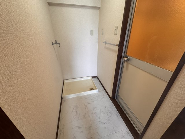 メゾンひらのの玄関