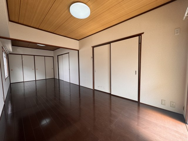 メゾンひらのの居間・リビング