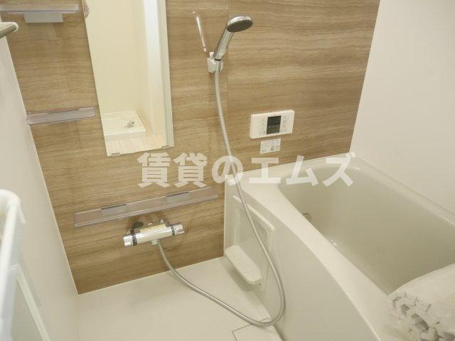 【浴室】 | ＬＵＸ　ＨＡＫＡＴＡ | ＬＵＸ　ＨＡＫＡＴＡの風呂