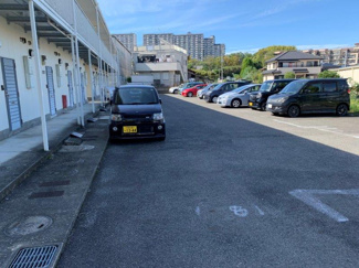 【駐車場】