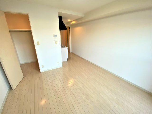 キャッスル常滑　東棟の内装