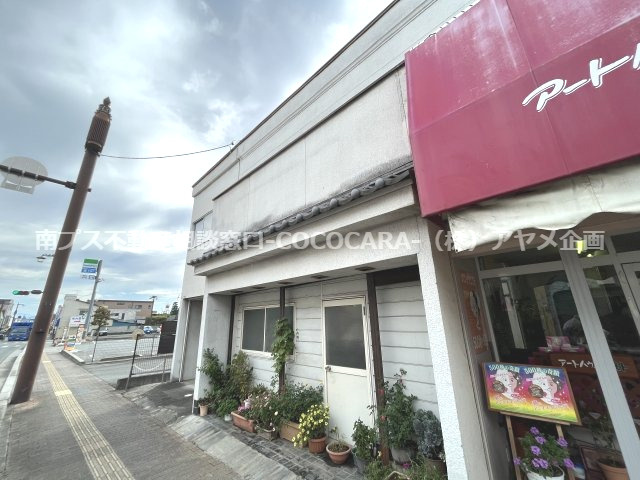 小笠原　中古物件　4LDKの外観