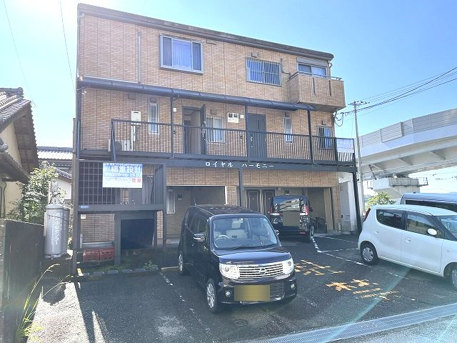ロイヤルハーモニーの外観|外観もきれいです