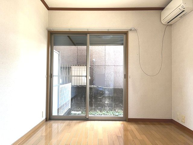 ロイヤルハーモニーの洋室|明るい洋室です