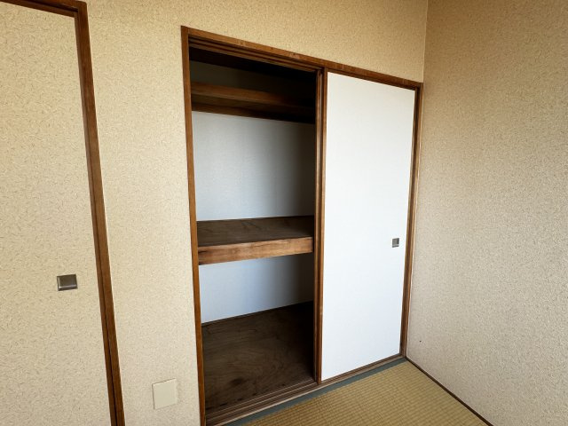 【収納】 | シロハイヌ門戸 | ちょっとした収納スペースも充実しています