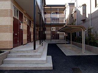 ＰＲＥＮＤＲＥ新宿のエントランス