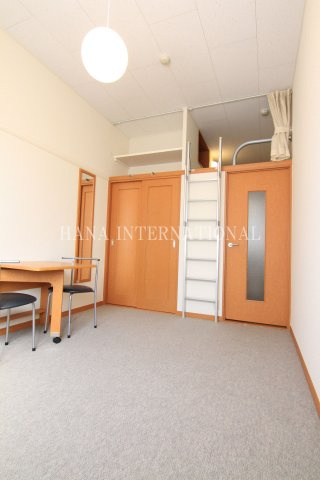 ＰＲＥＮＤＲＥ新宿の居間・リビング