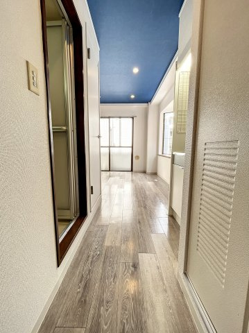 フローリエ細山Ⅲの玄関|※ほかのお部屋の写真を使用しております。