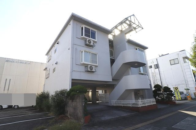 パルデンスオザキ