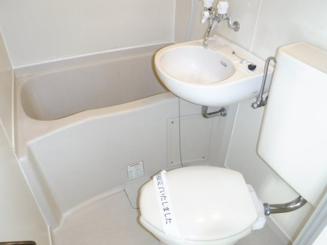 メゾン・ド・アムールの浴室|他のお部屋の参考写真となります。