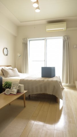 コンチネンタル難波東の居間・リビング