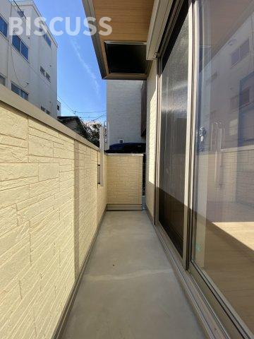 PLAISIR La Lumierepureのバルコニー