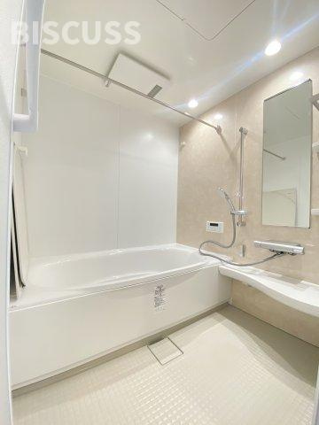 PLAISIR La Lumierepureの浴室