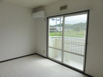 【洋室】 | グリーンコーポ | 使い勝手のいい洋室です