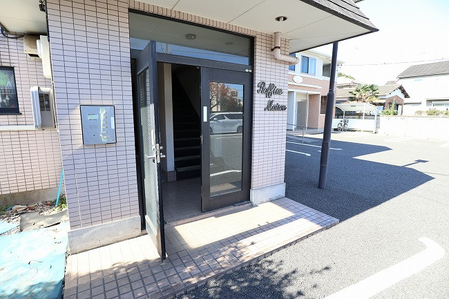ラフィーネメゾンのエントランス